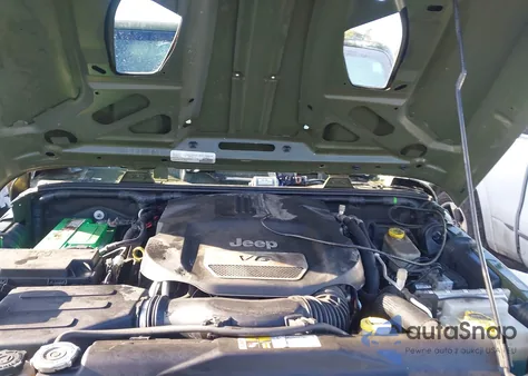 2016 Jeep Wrangler Unlimited 75Th Anniversary z USA, uszkodzony, nr VIN 1C4HJWEG3GL222601